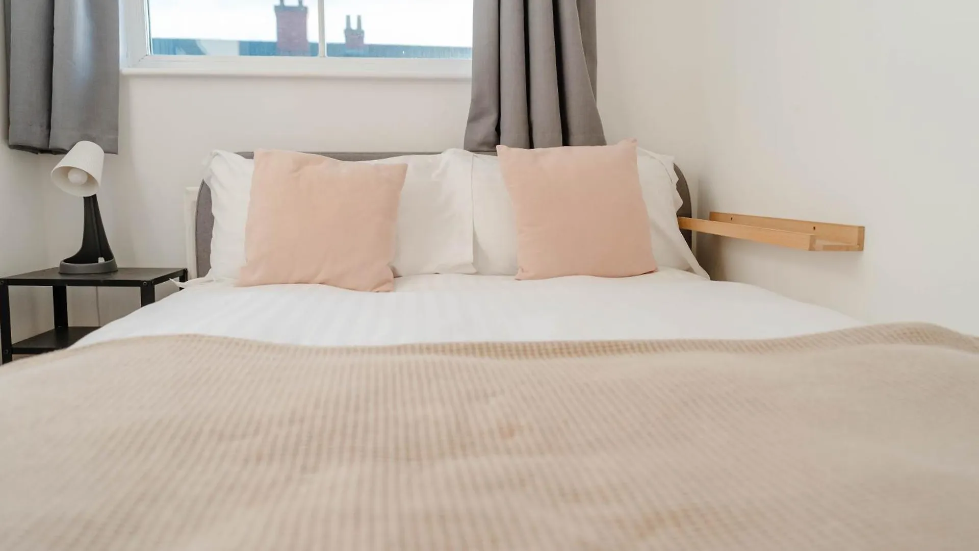 Calm Cosy House With Beautiful Riverside Walk To Centre 요크