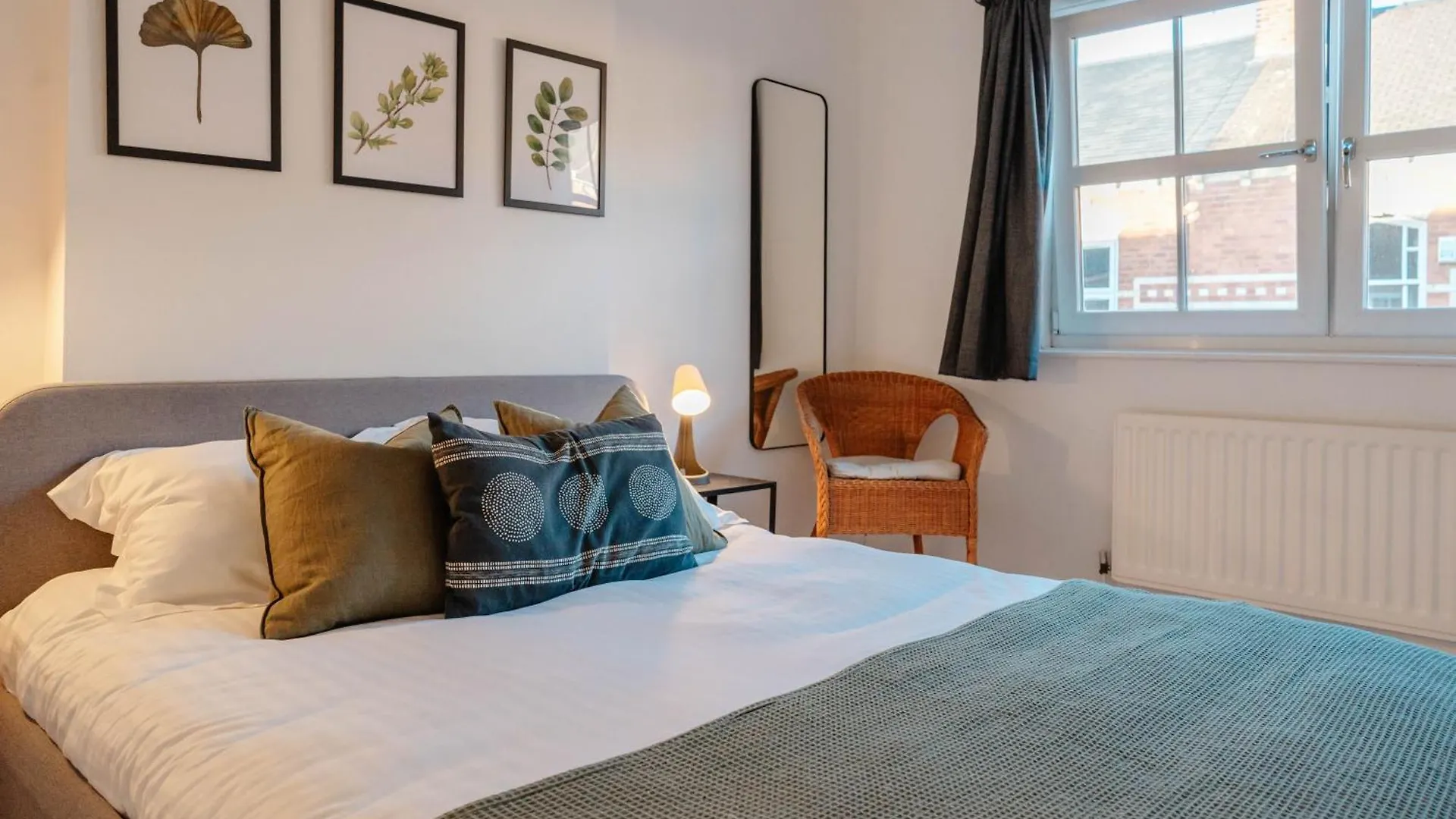 Calm Cosy House With Beautiful Riverside Walk To Centre York 0*,